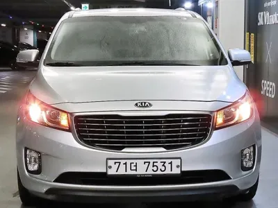 Kia Canival 2015, 106820 км, за 4957.7 USD