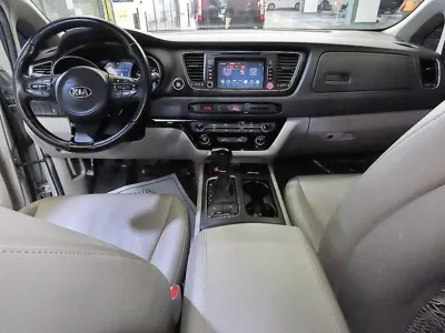 Kia Canival 2015, 106820 км, за 4957.7 USD - фото 10