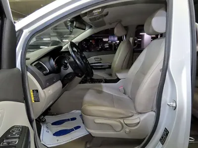 Kia Canival 2015, 106820 км, за 4957.7 USD - фото 19