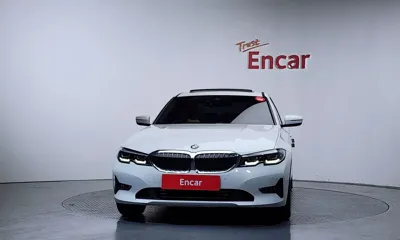 BMW 3-Series 2019, 83623 км, за 16279.38 USD