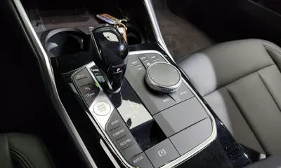 BMW 3-Series 2019, 83623 км, за 16279.38 USD - фото 9
