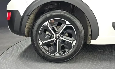 Kia Niro 2022, 66612 км, за 11832.37 USD