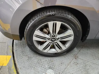 Hyundai Tucson 2015, 127753 км, за 4364.82 USD