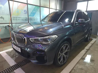 BMW X5 2022, 83000 км, за 39786.66 USD