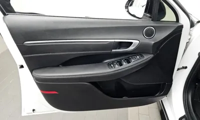 Hyundai Sonata 2022, 87178 км, за 12377.86 USD - фото 24