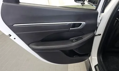 Hyundai Sonata 2022, 87178 км, за 12377.86 USD - фото 25