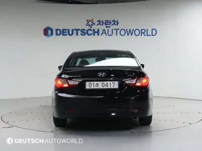 Hyundai Sonata 2012, 152670 км, за 2297.49 USD