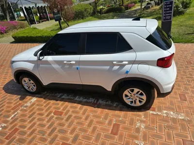 Hyundai Venue 2020, 75055 км, за 10108.97 USD