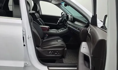Hyundai Palisade 2023, 54724 км, за 28093.62 USD - фото 12