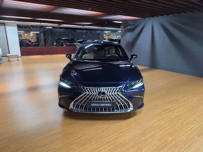 Lexus ES 2026, 4114 км, за 41042.37 USD
