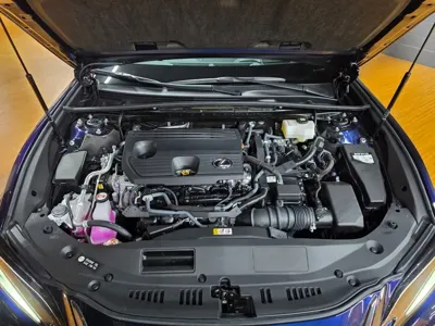 Lexus ES 2026, 4114 км, за 40768.82 USD - фото 6