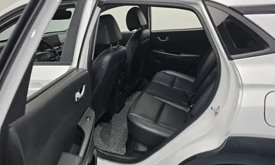 Hyundai Kona 2021, 144838 км, за 9839.83 USD - фото 11