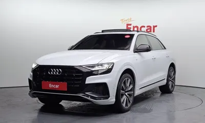 Audi Q8 · 2021 год