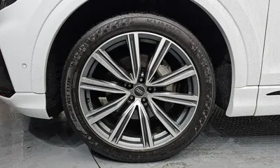 Audi Q8 2021, 124594 км, за 39595.48 USD