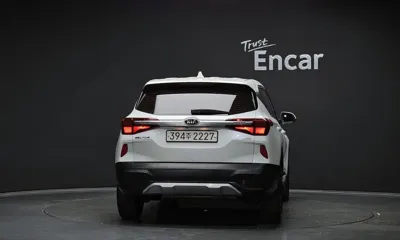 Kia Seltos 2022, 71189 км, за 11636.22 USD - фото 4