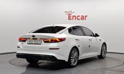 Kia K5 2020, 44704 км, за 10569.81 USD