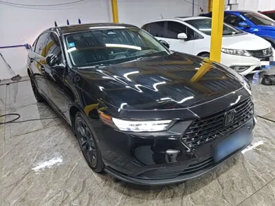 Honda Accord 2023, 26100 км, за 15597.11 USD