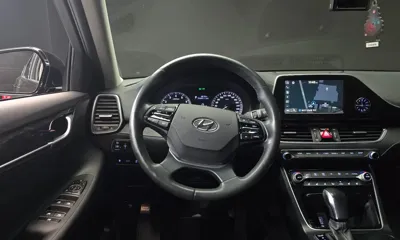 Hyundai Grandeur 2018, 143318 км, за 6610.26 USD - фото 13