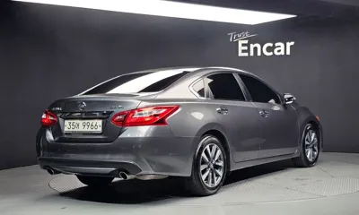 Nissan Altima 2017, 130264 км, за 2953.92 USD