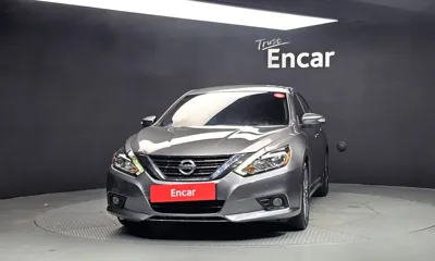 Nissan Altima 2017, 130264 км, за 2953.92 USD