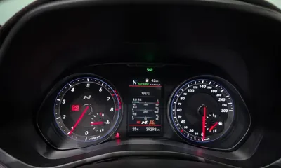 Hyundai Veloster 2019, 39292 км, за 13609.42 USD - фото 8