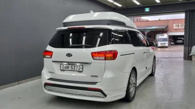 Kia Canival 2018, 84455 км, за 12936.35 USD - фото 2