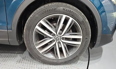 Volkswagen Tiguan 2022, 107678 км, за 18428.07 USD - фото 21