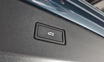 Volkswagen Tiguan 2022, 107678 км, за 18428.07 USD - фото 27