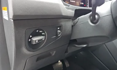 Volkswagen Tiguan 2022, 107678 км, за 18428.07 USD - фото 28