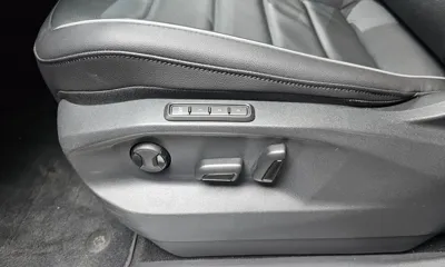 Volkswagen Tiguan 2022, 107678 км, за 18428.07 USD - фото 32