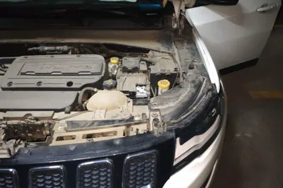 Jeep Compass 2017, 78100 км, за 5618 USD - фото 13