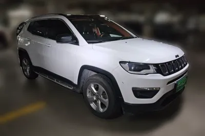 Jeep Compass 2017, 78100 км, за 5618 USD - фото 23
