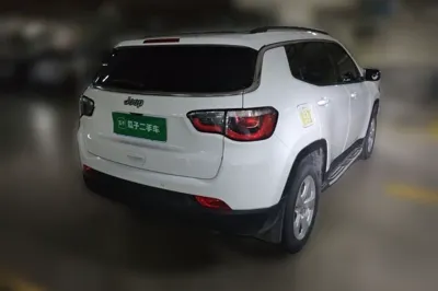 Jeep Compass 2017, 78100 км, за 5618 USD - фото 26
