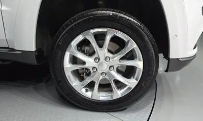 Jeep Cherokee 2021, 70344 км, за 19535.06 USD