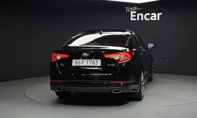 Kia K5 2011, 164003 км, за 2231.85 USD