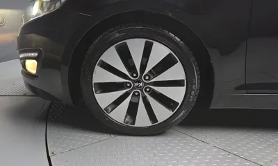 Kia K5 2011, 164003 км, за 2231.85 USD