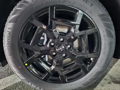Kia Canival 2025, 6890 км, за 21237.8 USD