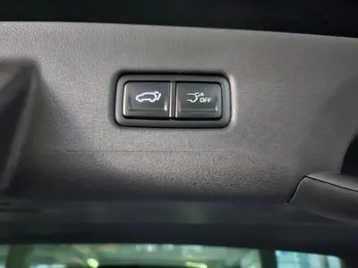 Kia Canival 2025, 6890 км, за 21237.8 USD - фото 19