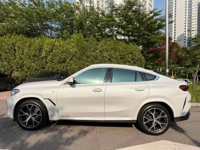 BMW X6 2022, 60046 км, за 44529.66 USD