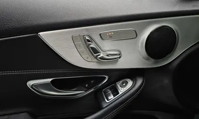 Mercedes-Benz C-Class 2018, 38155 км, за 13868.51 USD - фото 16