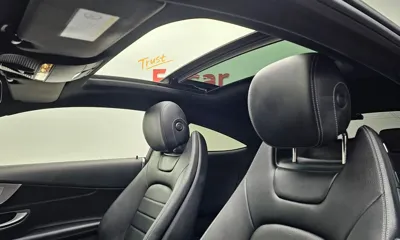 Mercedes-Benz C-Class 2018, 38155 км, за 13868.51 USD - фото 19