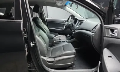 Hyundai Tucson 2016, 32069 км, за 9124.33 USD - фото 11