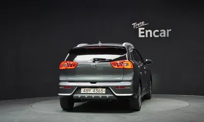 Kia Niro 2018, 102056 км, за 9100.95 USD