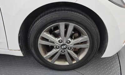 Hyundai Avante 2016, 121429 км, за 5894.03 USD