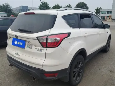 Ford Kuga 2020, 63099 км, за 8941.94 USD