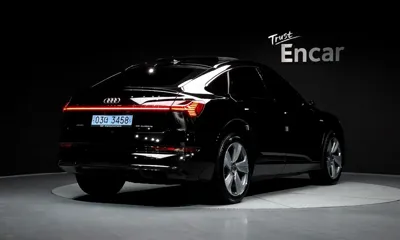 Audi e-tron 2022, 77055 км, за 32309.21 USD