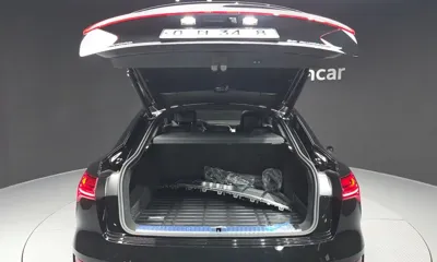 Audi e-tron 2022, 77055 км, за 32309.21 USD - фото 20