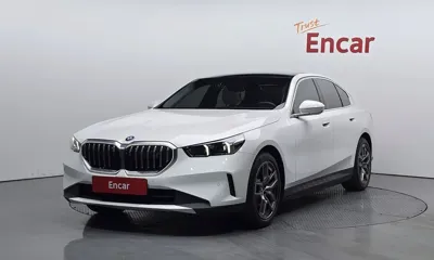 BMW i5 · 2025 год