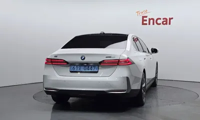 BMW i5 2025, 5035 км, за 44965.21 USD