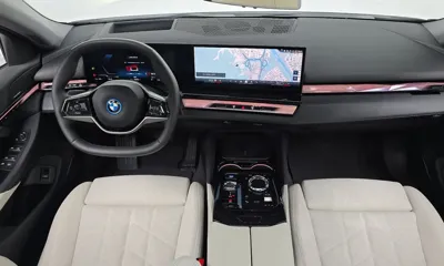 BMW i5 2025, 5035 км, за 44965.21 USD - фото 7